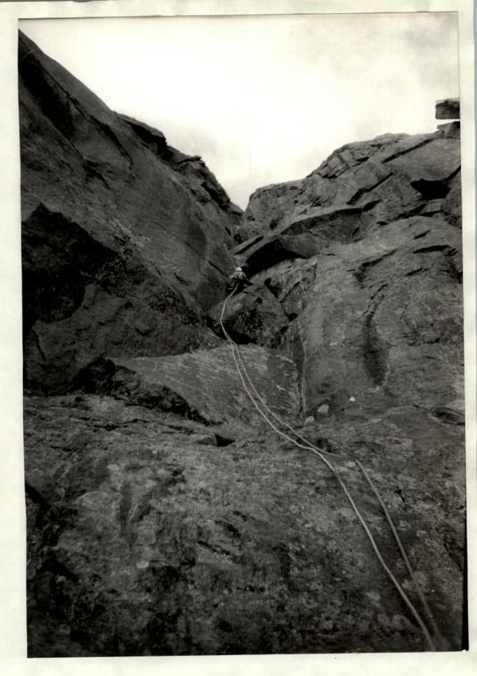 12_image_1.jpg