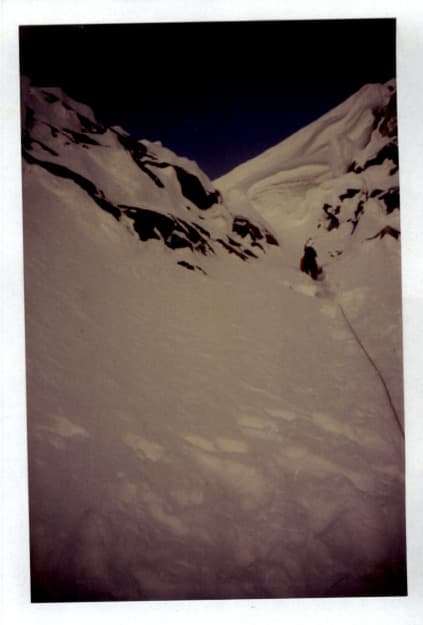 12_image_1.jpg
