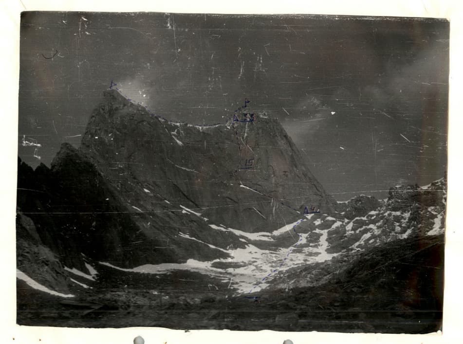 1_image_1.jpg