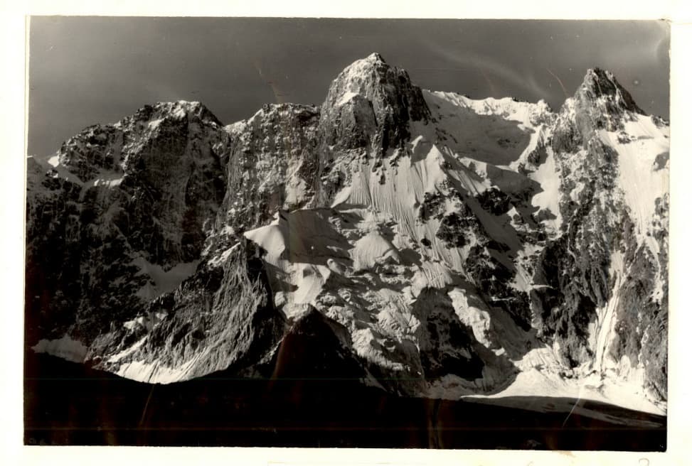 1_image_1.jpg