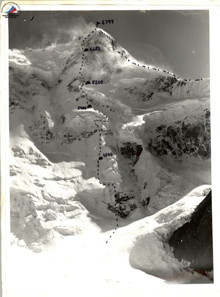 1_image_0.jpg