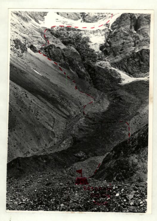 12_image_1.jpg