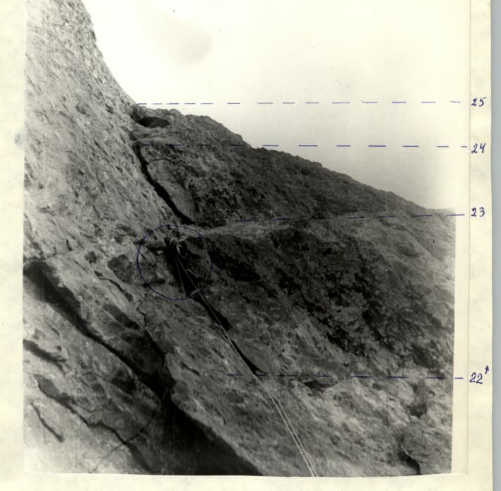 12_image_0.jpg