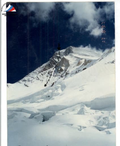 12_image_0.jpg